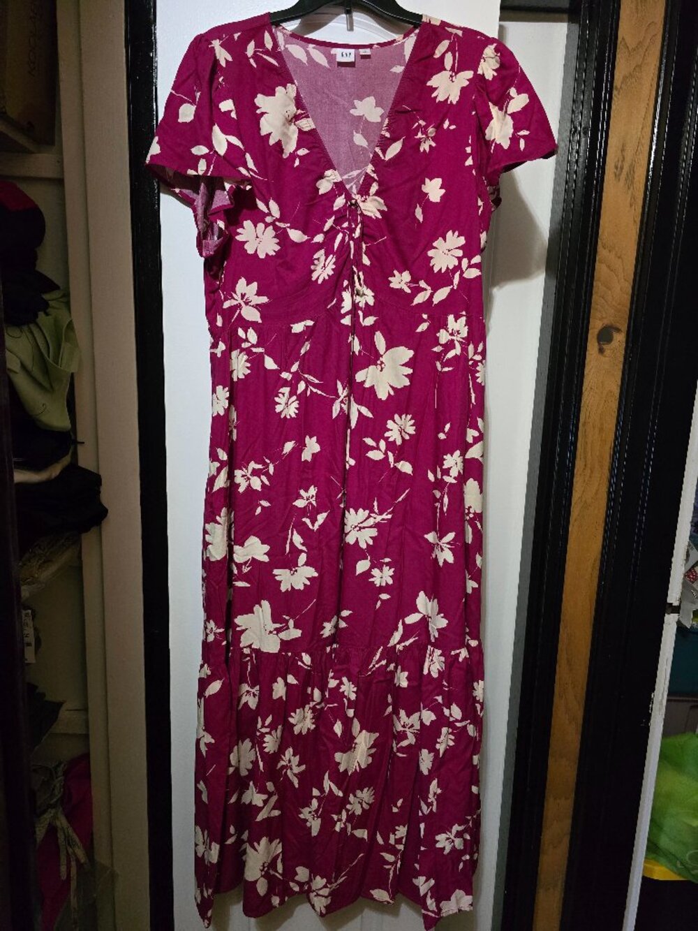 GAP Women's Magenta V-neck Maxi Dress w White Floral Prints - XL (Has 2 Pockets)